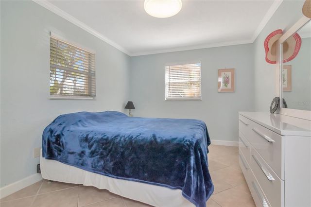 2675 ST JOSEPHS DRIVE E B, Dunedin, FL 34698