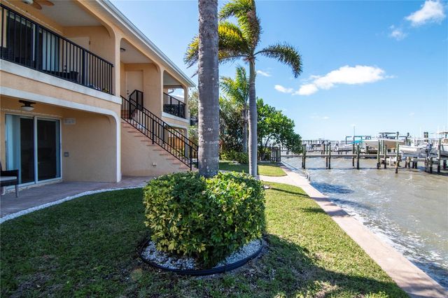 2675 ST JOSEPHS DRIVE E B, Dunedin, FL 34698