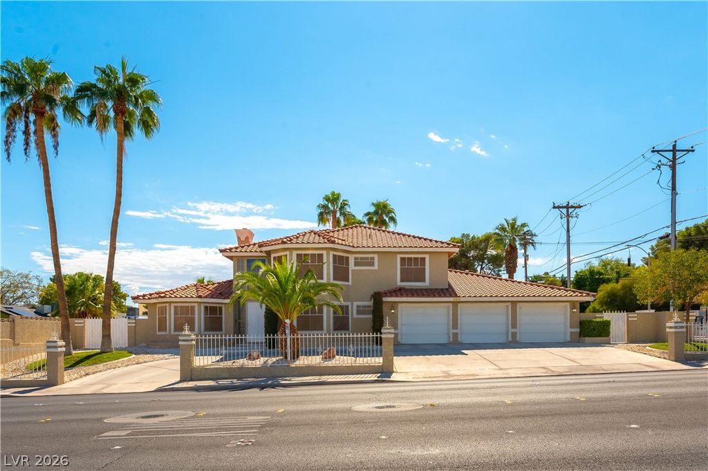 3013 West Oakey Boulevard, Las Vegas, NV 89102 — exterior