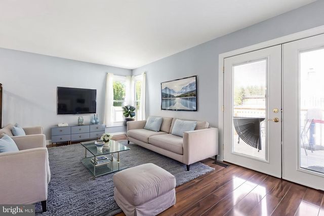 10 BUCHANAN CIR, Newark, DE 19702