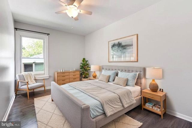 10 BUCHANAN CIR, Newark, DE 19702