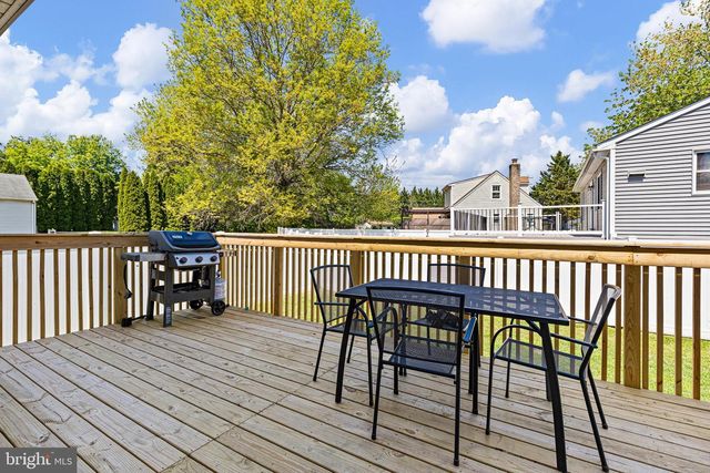 10 BUCHANAN CIR, Newark, DE 19702