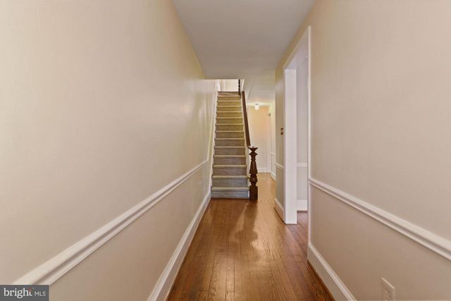 315 CONSTITUTION AVE NE, Washington, DC 20002