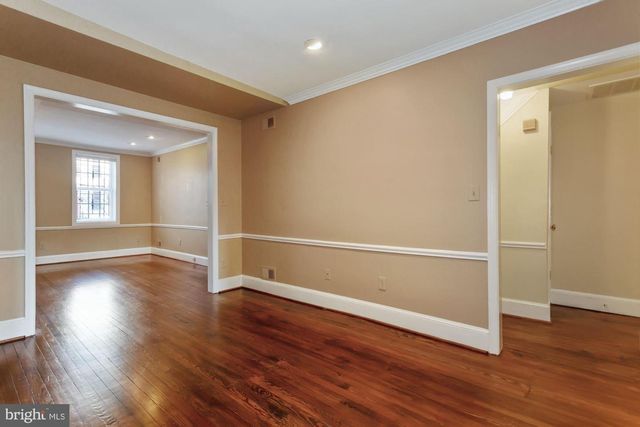 315 CONSTITUTION AVE NE, Washington, DC 20002