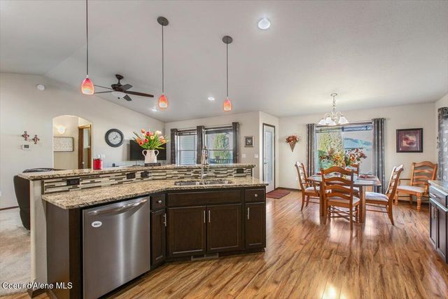 2002 W FREELAND DR, Coeur D'alene, ID 83815