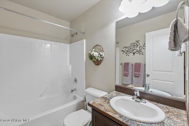 2002 W FREELAND DR, Coeur D'alene, ID 83815