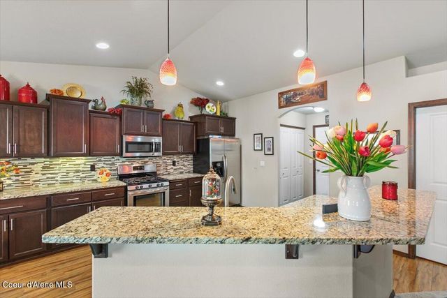 2002 W FREELAND DR, Coeur D'alene, ID 83815