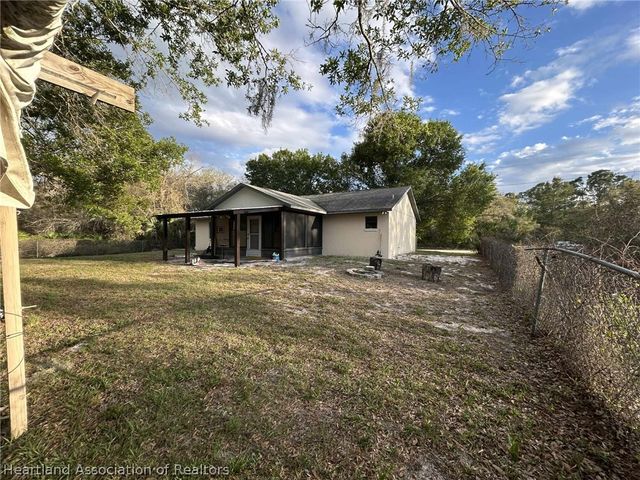 3137 Carlton Avenue, Lake Placid, FL 33852