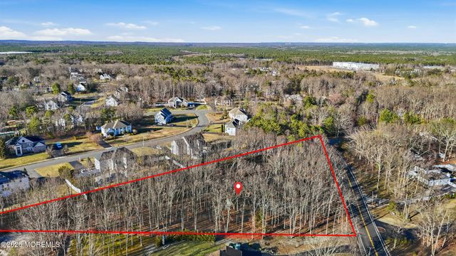 618 Burke Road, Jackson, NJ 08527