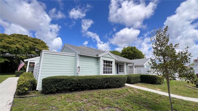 13775 SW 149th Cir Ln 2-86, Miami, FL 33186