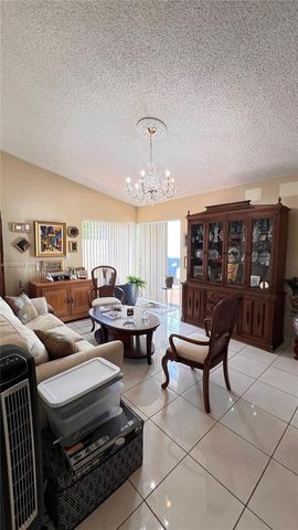 13775 SW 149th Cir Ln 2-86, Miami, FL 33186
