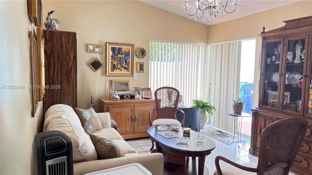 13775 SW 149th Cir Ln 2-86, Miami, FL 33186