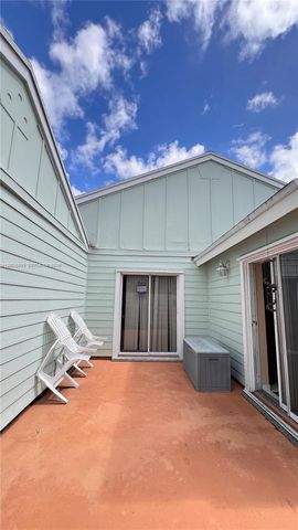 13775 SW 149th Cir Ln 2-86, Miami, FL 33186