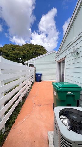 13775 SW 149th Cir Ln 2-86, Miami, FL 33186