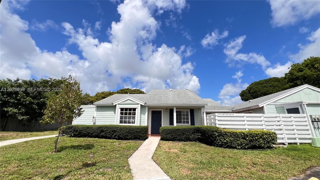 13775 SW 149th Cir Ln 2-86, Miami, FL 33186