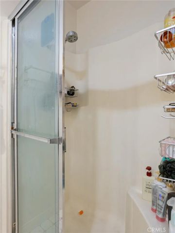 8348 Penfield Avenue 3, Winnetka, CA 91306