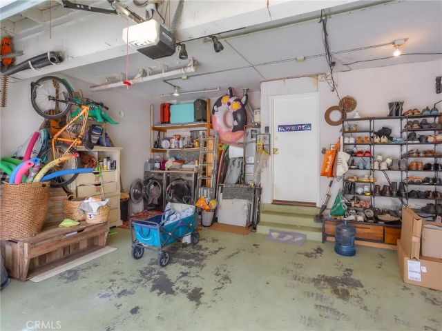 8348 Penfield Avenue 3, Winnetka, CA 91306