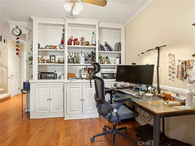 8348 Penfield Avenue 3, Winnetka, CA 91306