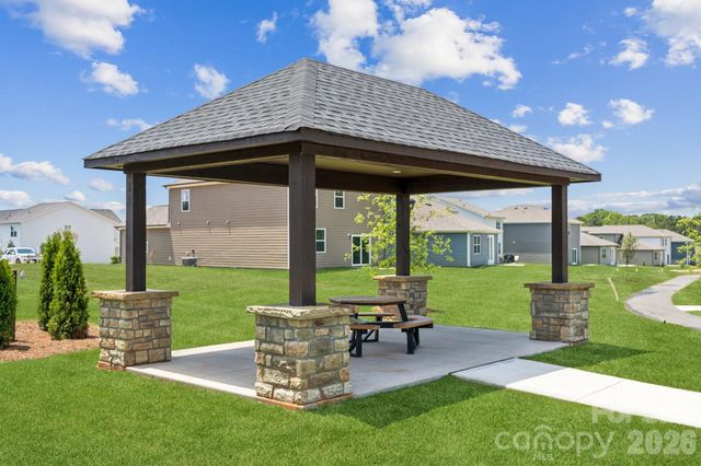 228 Bezelle Avenue, York, SC 29745
