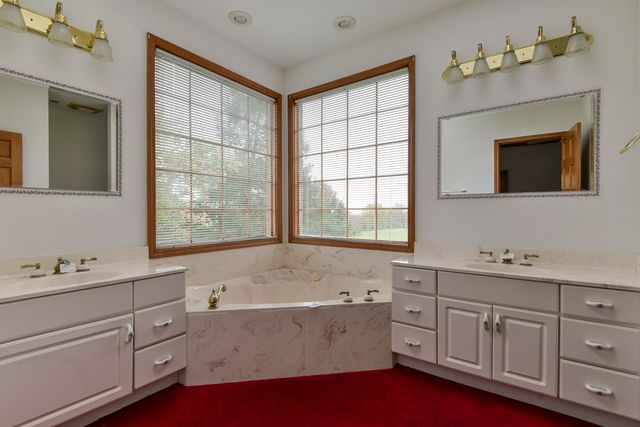 130 Cedar Brooke Estates Drive, Forsyth, MO 65653