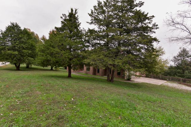 130 Cedar Brooke Estates Drive, Forsyth, MO 65653