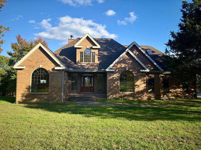 130 Cedar Brooke Estates Drive, Forsyth, MO 65653