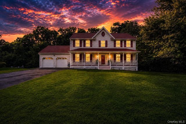 44 Ramblewood Drive, Newburgh, NY 12550