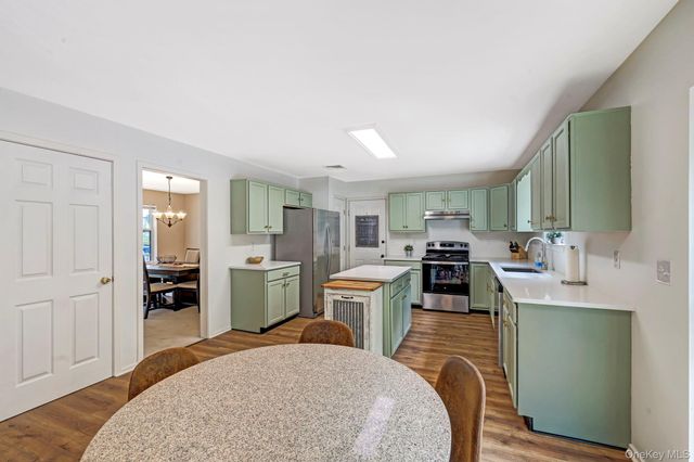 44 Ramblewood Drive, Newburgh, NY 12550