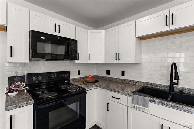 1213 Belmont Ave, Pueblo, CO 81004