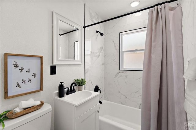 1213 Belmont Ave, Pueblo, CO 81004