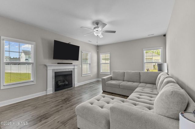 283 Leach Creek Drive, Raeford, NC 28376