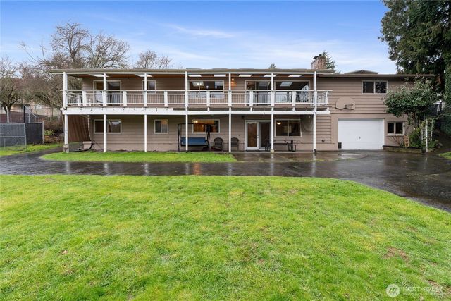 13720 56th Avenue S, Tukwila, WA 98168