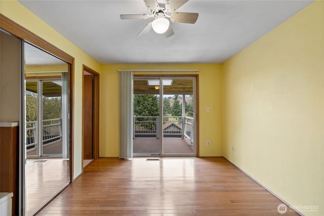 13720 56th Avenue S, Tukwila, WA 98168