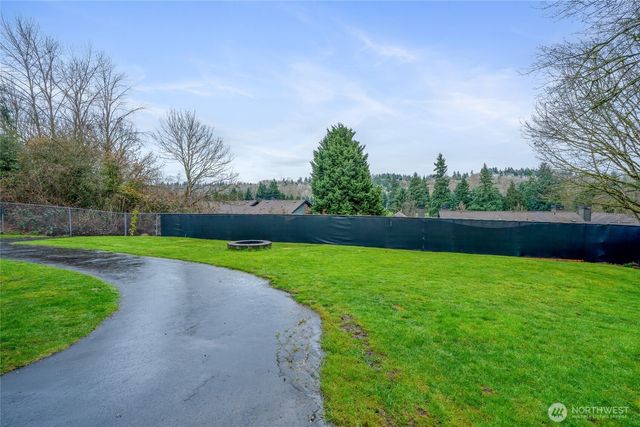 13720 56th Avenue S, Tukwila, WA 98168