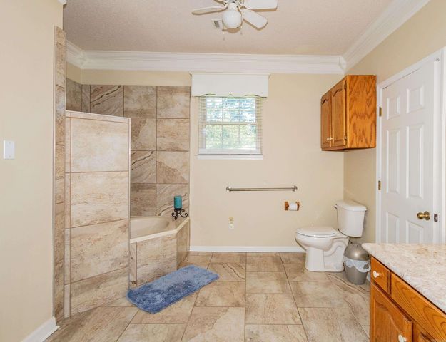 13993 Lorraine Drive, Alexander, AR 72002