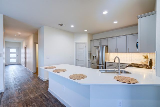 4613 Tully DR, Pflugerville, TX 78660