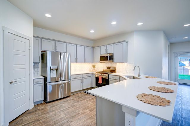 4613 Tully DR, Pflugerville, TX 78660