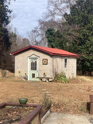 265 Fuller Mill N Road, Trinity, NC 27370