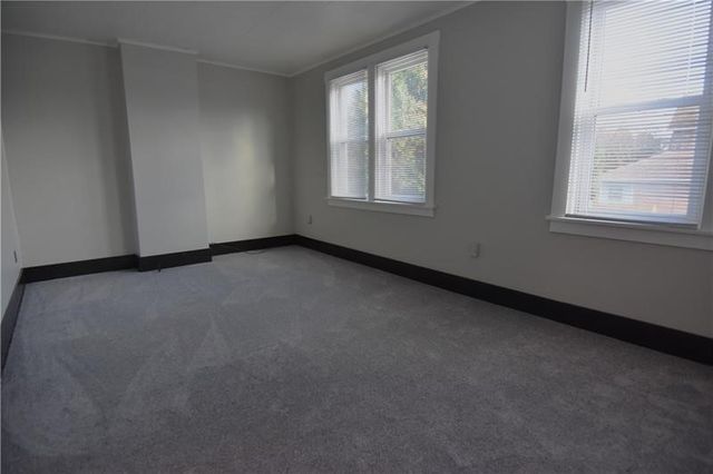 2104 West St, Homestead, PA 15120