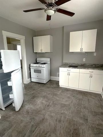 2104 West St, Homestead, PA 15120