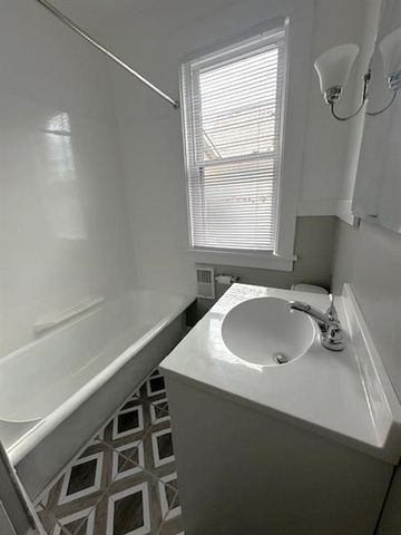 2104 West St, Homestead, PA 15120