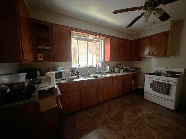 2104 West St, Homestead, PA 15120