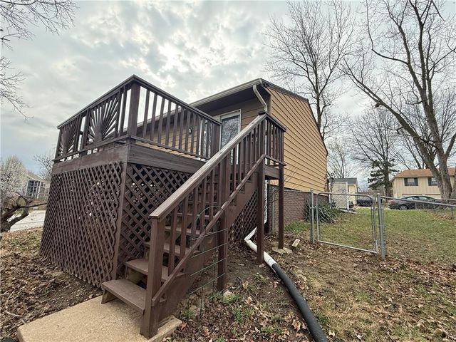 17616 E 19th Street Court S, Independence, MO 64057