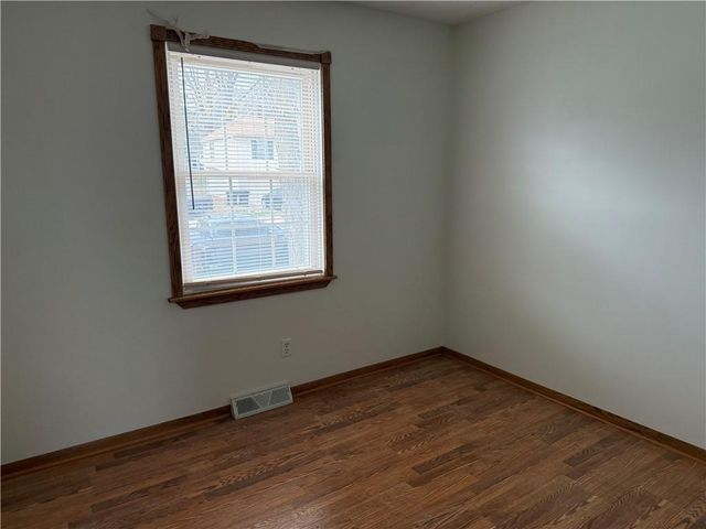 17616 E 19th Street Court S, Independence, MO 64057