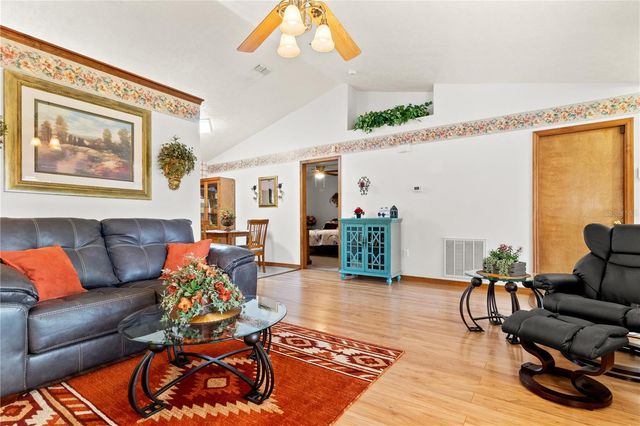 8411 SE 120TH PLACE, Belleview, FL 34420