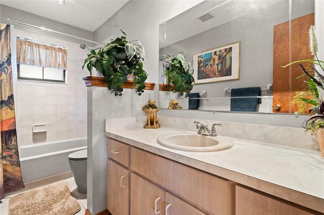 8411 SE 120TH PLACE, Belleview, FL 34420