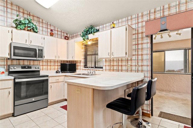 8411 SE 120TH PLACE, Belleview, FL 34420