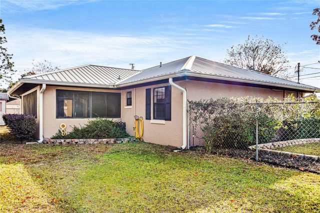 8411 SE 120TH PLACE, Belleview, FL 34420