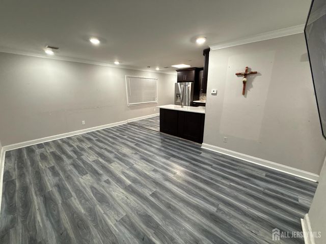 135 Crampton Avenue, Woodbridge Proper, NJ 07095