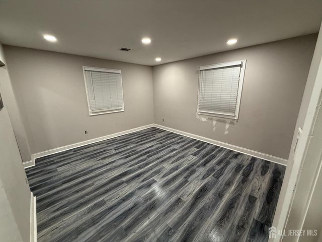 135 Crampton Avenue, Woodbridge Proper, NJ 07095